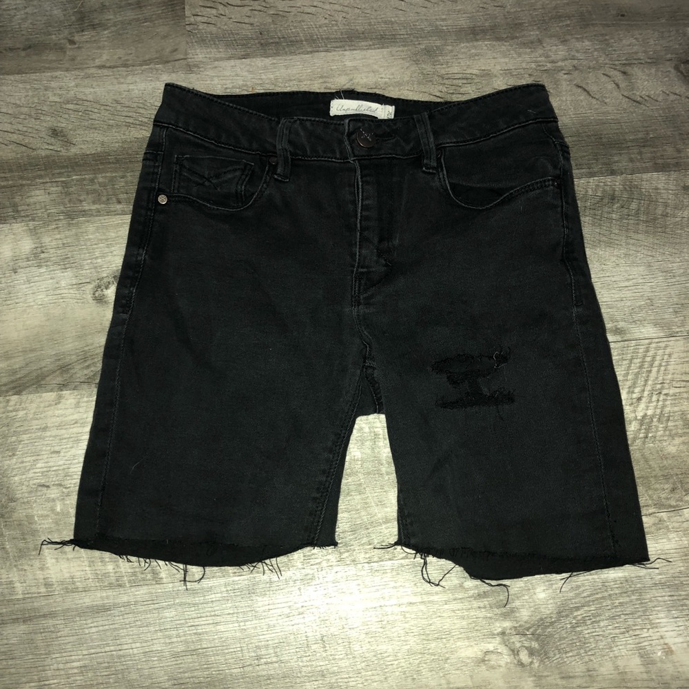 Black distressed jean shorts